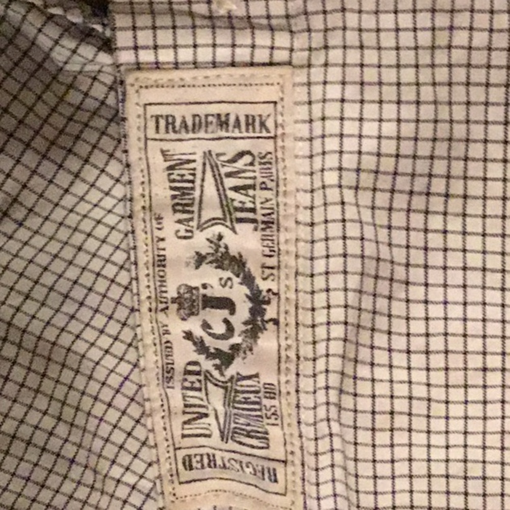 Men’s button down - Picture 3 of 4